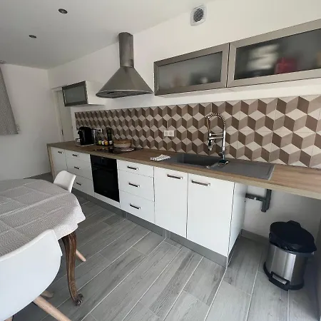 Holiday home Maison Cosy Avec Piscine